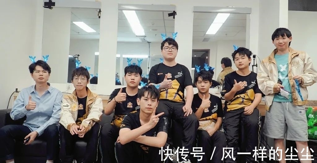 轻视他的新 轻视他的新